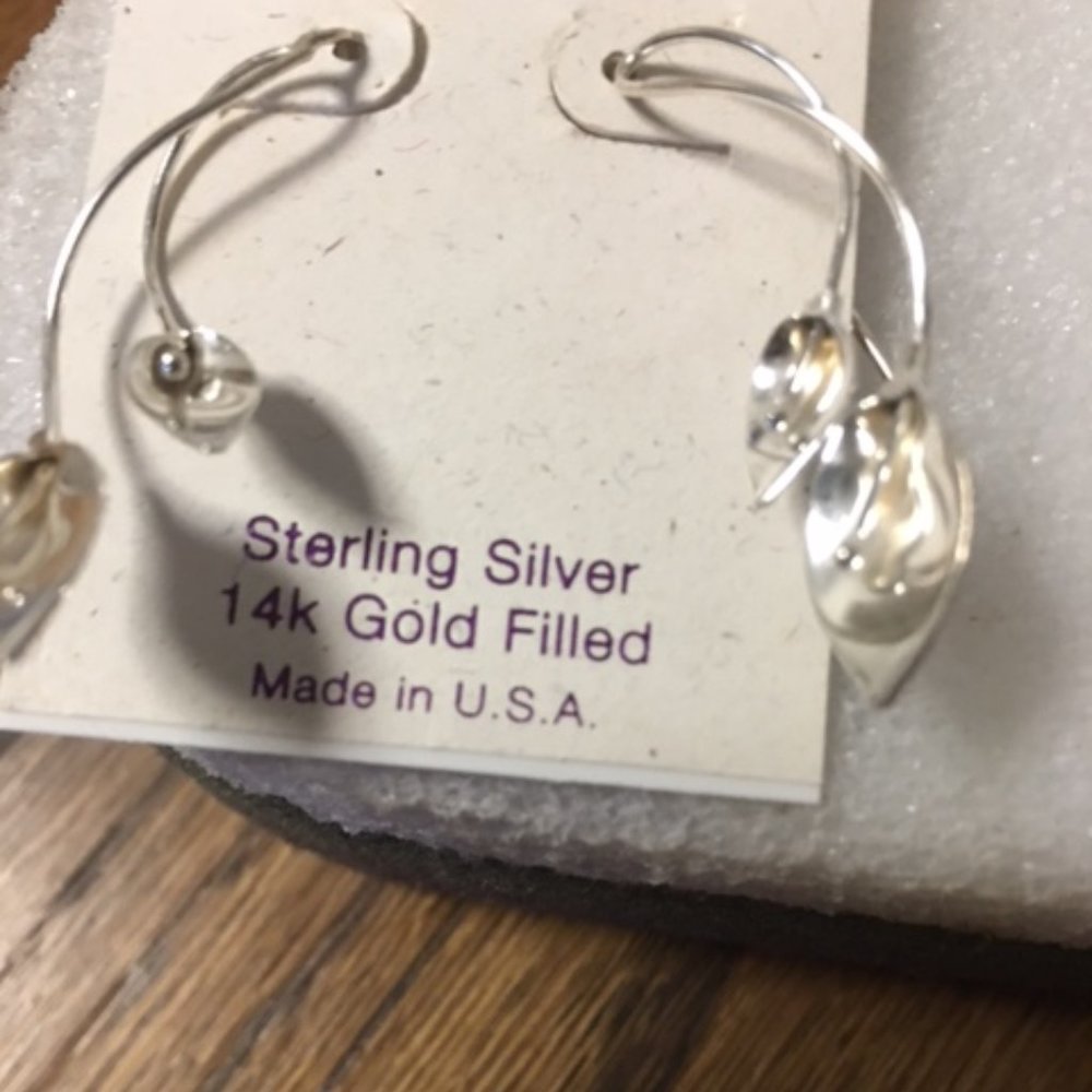 Mark Steel's Mother Daughter Lily Earrings SS NWT - Picture 3 of 6